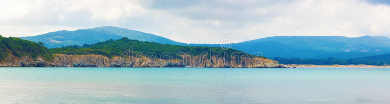 边缘 日光 全景 全景图 美丽的 砂岩 海湾 海的 地平线