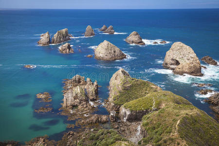 岛屿湾惠灵顿城市景观海勒克罗格半岛海滩山中湖nugget point light