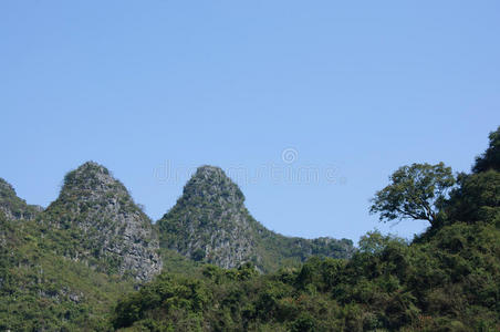 美女 风景 瓷器 岩石 喀斯特 桂林 高峰 丘陵 仙境 美丽的