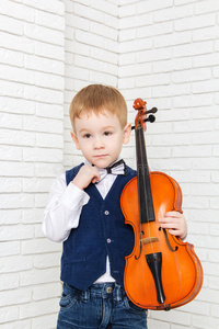 蝴蝶 摆姿势 小提琴手 学校 男孩 童年 艺术 古典的 音乐