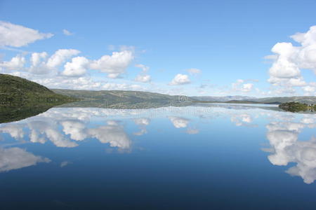 镜子 下午 火车 挪威 形象 风景 旅行 天空