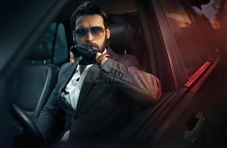 两口子开车图片