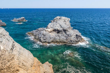 风景 阳光 旅行 海洋 海岸 地中海 石头 海景 岩石 目的地