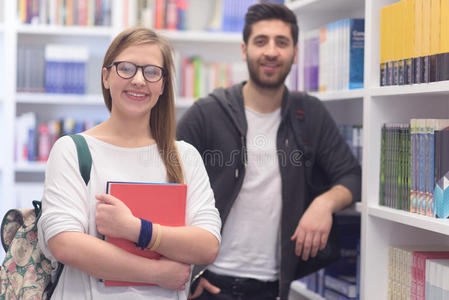 学校 搜索 教育 计算机 女孩 乐趣 图书馆 高的 知识