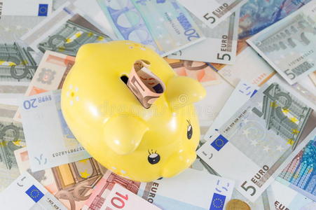 银行 金融 成功 小猪 现金 账单 欧元 节约 货币 经济