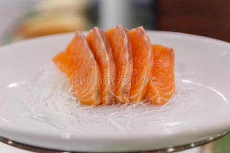 特写镜头 准备 三文鱼 厨师 肉片 市场 亚洲 日本人 横幅