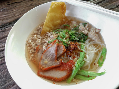 美味的 香菜 烹饪 汤姆 泰国 大米 食物 泰语 蔬菜 热的