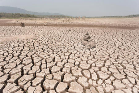 土地没有水图片
