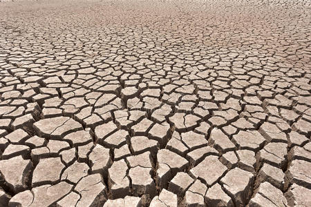 土地没有水图片