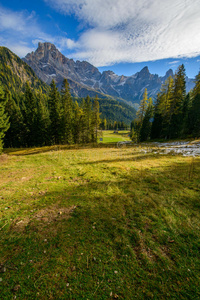 特伦蒂诺 白云石 意大利 风景 徒步旅行 秋天 马提诺 卡斯特罗扎