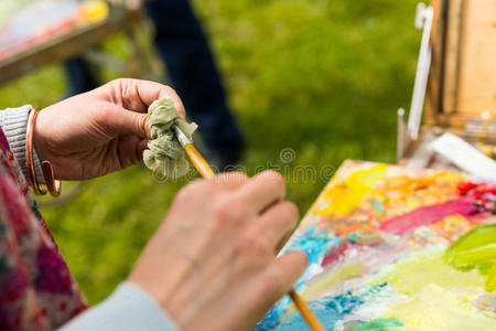 画架 女孩 风景 自然 艺术家 艺术 画家 乡村 空气 照片