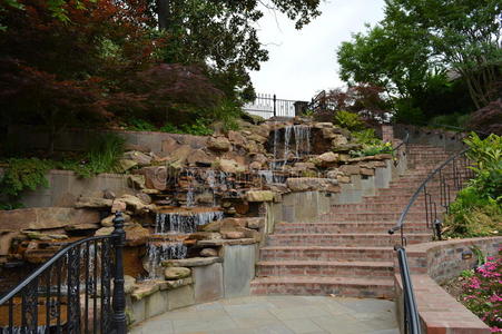 台阶 瀑布 流动 岩石 树叶 通路 花园 公园