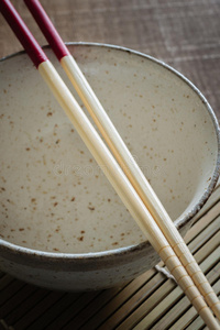 黏土 食物 木材 桌子 日本人 面条 传统 筷子 器具 用具