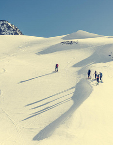 重新 登山 欧洲 努力 冒险 寒冷的 雪崩 奥地利 马耳他