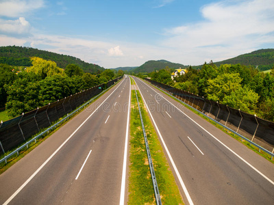 晴天空公路