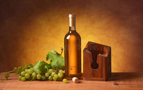 饮料 食物 浪漫的 酒杯 葡萄 桌子 葡萄酒 玻璃 特写镜头