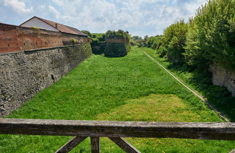 天空 城堡 欧洲 古老的 杜布诺 夏天 遗产 要塞 防御工事