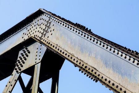 钢铁路桥梁夹具坚固