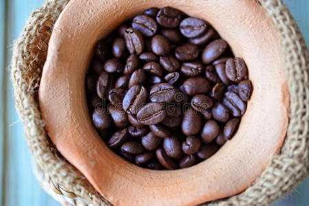 烤咖啡豆的特写。 选择性重点