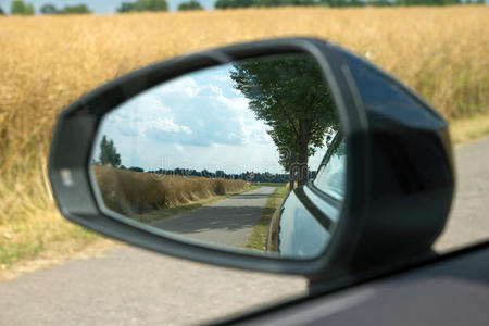玻璃 附件 镜子 反射 风景 特写镜头 汽车 领域 运输