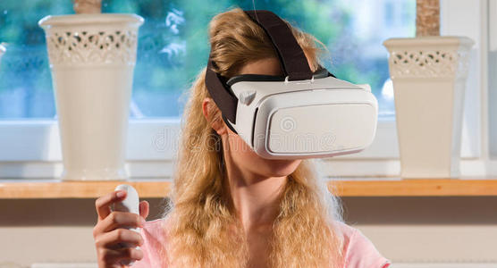 电子游戏 护目镜 白种人 乐趣 网络 网络空间 技术 玻璃杯