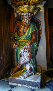 撒旦的大人像图片