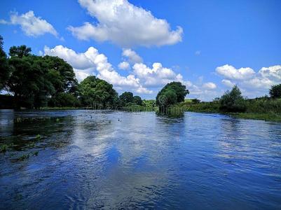 河光山色