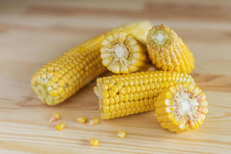 玉米上的新鲜甜玉米