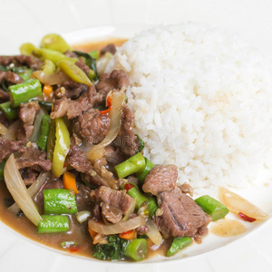 油炸 烹饪 胡椒粉 午餐 猪肉 食物 美味的 桌子 亚洲