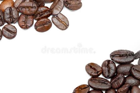 咖啡豆白色背景