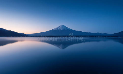反射 镜子 早晨 放松 全景图 美丽的 日本 和平 沉浸