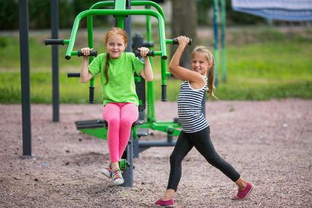 健康 人类 操场 童年 美丽的 公园 运动 活动 小孩 健身