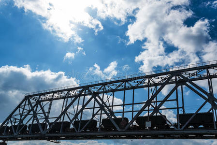 铁路钢桥