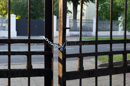 链式的栅栏图片