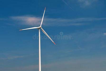生态动力。 替代能源的风力涡轮机。