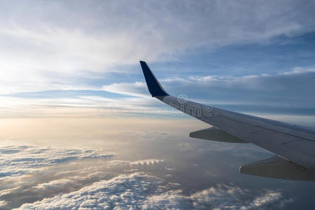 航空航天 天际线 航空公司 飞行 地球 海湾 高的 太阳