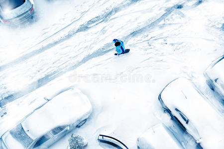 白雪覆盖的街道