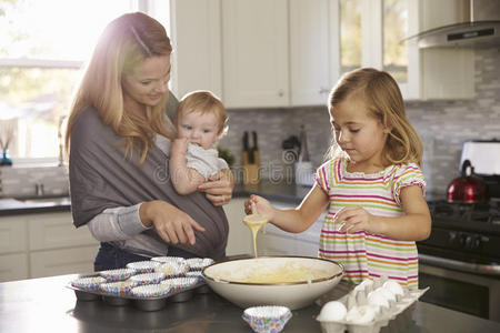 生活 家庭 听着 烹饪 烘烤 食物 年代 学习 闲暇 集中