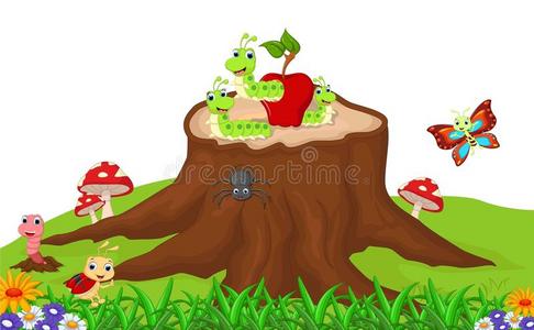 可爱的毛毛虫机智的红苹果卡通在树桩上