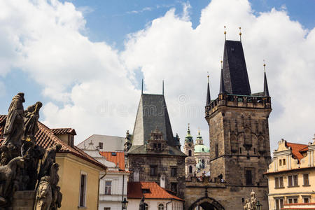 布拉格市中心的哥特式塔