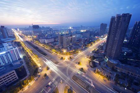 城市 公路 风景 超越 市中心 地标 陆家嘴 天线 公司