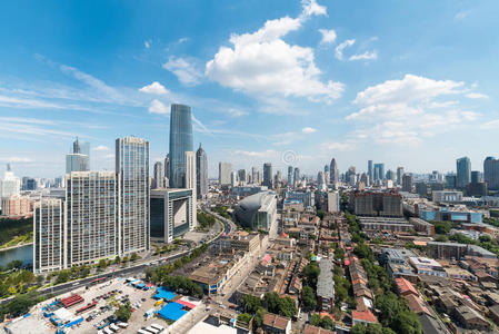 街道 高的 建筑学 市中心 地标 中心 场景 天空 摩天大楼