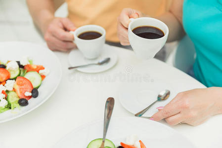 咖啡 服装 晚餐 可爱的 杯子 古老的 夫妇 饮食 特写镜头