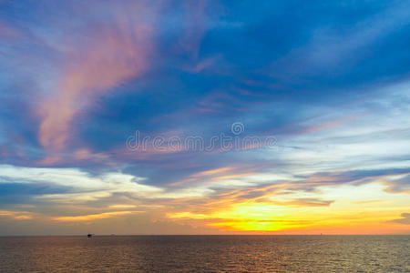 早晨 颜色 天空 黎明 海岸线 傍晚 海洋 魔术 黄昏 射线