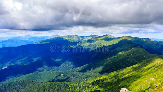 高地 小山 喀尔巴阡山 土地 冒险 美丽的 范围 颜色 自然
