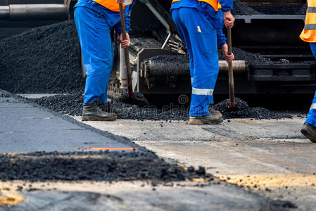 机械 主人 石油 补丁 铺路 活动 修理 男人 公路 黑顶