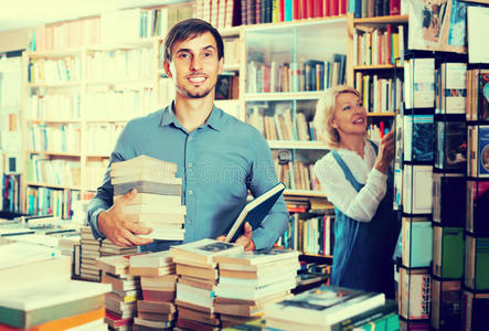 书架 信息 白种人 年代 援助 文学 闲暇 收集 书柜 图书馆