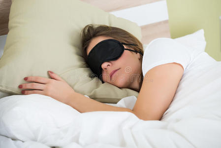 放松 健康 公寓 梦想 眼膜 毯子 眼睛 女人 枕头 成人