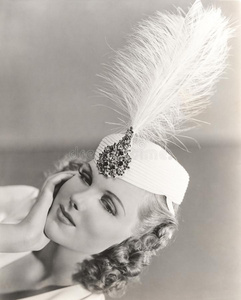 罗宾汉 》 中有羽毛的帽子.捍卫者弱.中世纪的传说.