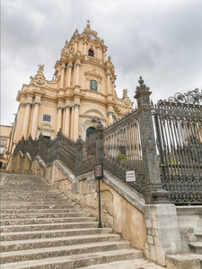 杜莫迪圣乔治，圣乔治教堂在拉古萨，西西里岛意大利